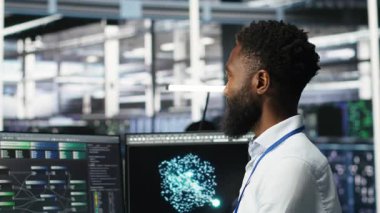 Sistem sağlığını optimize etmek için yapay zeka sinir ağı ağaç programını kullanarak sunucu merkezi yönetimi. Derin öğrenme yapay zeka görselleştirmesi kullanılarak veri merkezi bilişim uzmanlığı ekipman analizi sorunları, kamera B