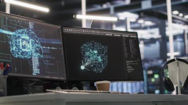 Sunucu çiftliği PC ekranlarını kapatın. Derinlemesine öğrenme verilerini işleyen rackmount 'ları takip edin. Bilgisayarda yapay zeka modeli geliştirmede kullanılan izleme cihazları, el kamerası görüntüsü