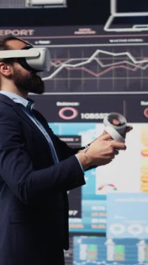 Dikey Video Lideri, küresel genişleme ve büyümeyi güvence altına almak için başarılı bir strateji için VR aygıtı ile veri güdümlü planlama yapar. Performans fikirlerini yönlendirmek için 3 boyutlu simülasyon üzerinde grafikler kullanılıyor. Kamera B.