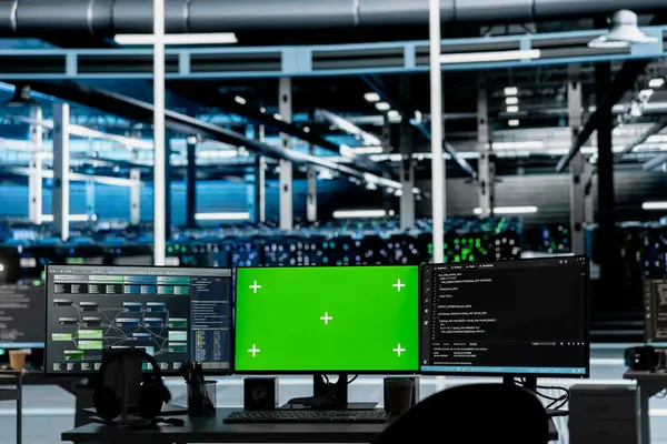 Süper bilgisayarların donanım enerji tüketimini yönetmek için kullanılan veri merkezindeki model bilgisayarlar. Sunucu çiftliğindeki süreçleri otomatik hale getirmek ve izlemek için kullanılan yeşil ekran bilgisayarları