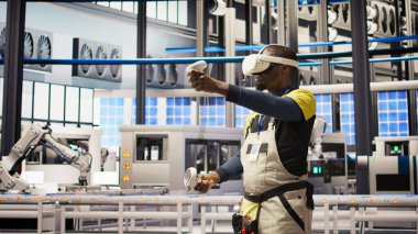 Sanal gerçeklik simülasyonunu kullanarak ekipman arızalarını öngören zeki bir fabrika uzmanı. Sanayi 4.0 fabrika mühendisi bakım prosedürlerini ve tamir hasarlarını takip etmek için VR kulaklık kullanıyor. Kamera A