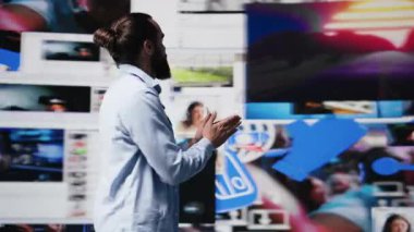 Etkilenen kişinin başarılı çevrimiçi yaşam tarzı gerçek zamanlı bildirimleri kontrol etmek, takipçilerle etkileşimden zevk almak ve yaratıcı içeriği modern bir sosyal ağ ortamında yayınlamak. Kamera B.