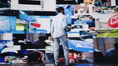 Sosyal medya uygulamalarında hayattan keyif alan mutlu sıradan insan, dijital sosyal ağ dünyasında eğlenmek için takipçi edinmedeki başarısını kutluyor. Kamera B.