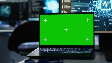 Sunucu merkezi model dizüstü bilgisayarı takip cihazlarını kapatın. Yapay zeka operasyonları için veri bankaları öğrenin. AI LLM geliştirmede kullanılan izole ekran not defteri izleme aygıtı