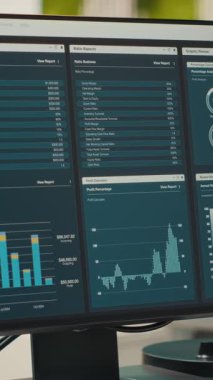 Hava tahminleri, analitik ve performans ölçümleri ile gelişimi planlayan bilgisayarları olan dikey Video Boş kurumsal çalışma istasyonları. Sinerji ve verimlilik