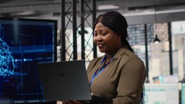 Şirket yöneticilerinin, makine öğrenme ve büyük veri algoritmalarını güçlendirmesi, yazılım ve sinir ağlarıyla şirket performansını optimize etmesi. İş çözümleri. Kamera B.