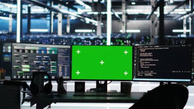 Veri merkezindeki yeşil ekran bilgisayarlar nod ağacı yazılımı kullanarak enerji tüketimini yönetiyorlar. Görsel programlama araçları kullanarak sunucu odasındaki izleme süreçlerini otomatik hale getiren Mockup PC sistemleri