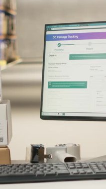 Vertical Video Industrial profesyonel alan destekleyici barkod takibi büyük işletmeler için, havayolu sevkiyat faturaları bir izleme yazılımı üzerinde. Yerel ve küresel lojistik verimlilik