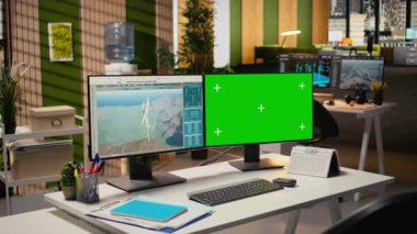 Yeşil enerji araştırmaları için kullanılan izole ekran PC üzerindeki fütürist dikey rüzgar türbini CAD tasarımı. Gelişmiş VAWT enerji üreteç donanımının dijital modellenmesiyle krom anahtar PC üzerinde yazılım arayüzü