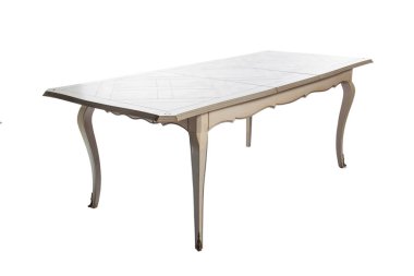 Mutfak ya da oturma odası için büyük yemek masası, beyaz arkaplanda izole edilmiş nesne