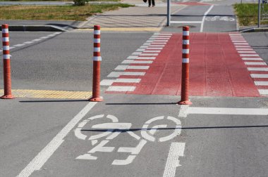 Bisiklet yolu, grafik bisiklet işaretli yol işaretleme ögesi