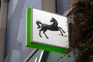 Londra, Uk - 19 Ekim 2024 Loyds Bankası logosu