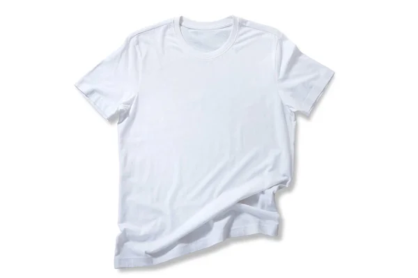 シャドーモックアップ付きの白いシャツは隔離されています 白の背景の上のビューの上のクローズアップにプリーツ しわTシャツ — ストック写真