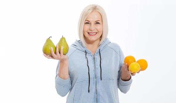 Happy Woman Blond Hair Beautiful Smile Holds Two Oranges Lemon — Stock Photo, Image
