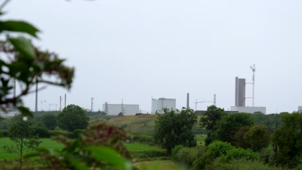 Distant View Sellafield Nuclear Power Station Site Distant View Rain — Stock Video