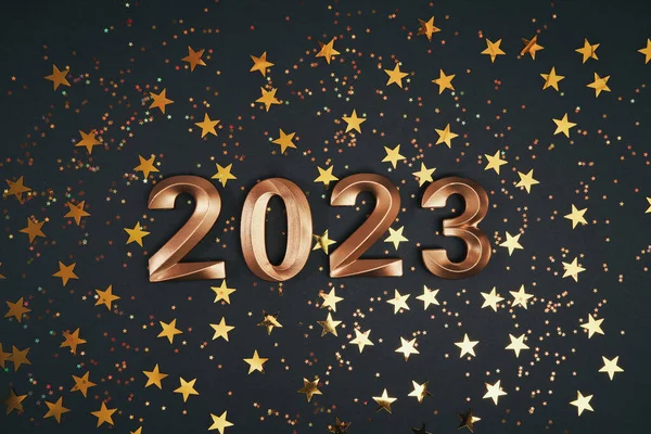Χρυσοί Αριθμοί Του Έτους 2023 Λαμπερή Εορταστική Γιρλάντα Bokeh Σκούρο — Φωτογραφία Αρχείου