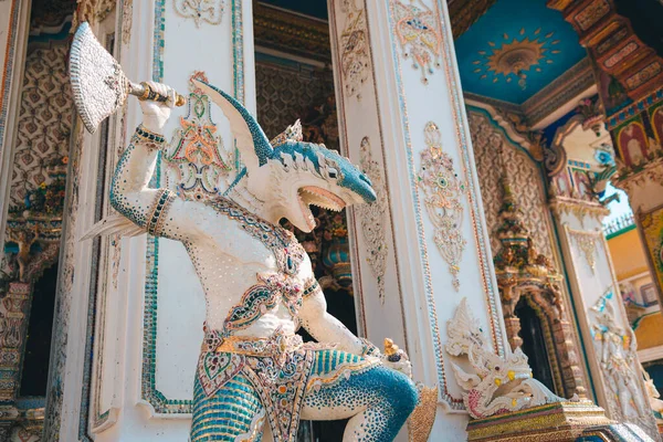 Статуї Всередині Храму Прекрасний Храм Бангкоку Або Ват Парівас Храм — стокове фото