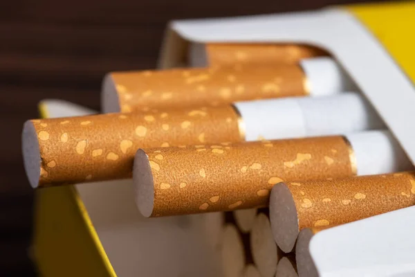 Közeli Cigaretta Csomagban Függőséget Okoz Ráknak Dohányzás Csökkentési Kampány Dohányzás — Stock Fotó