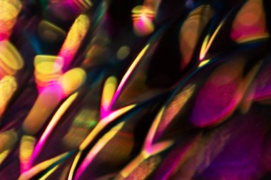 Soyut bulanık lensler siyah renkte parlıyor.