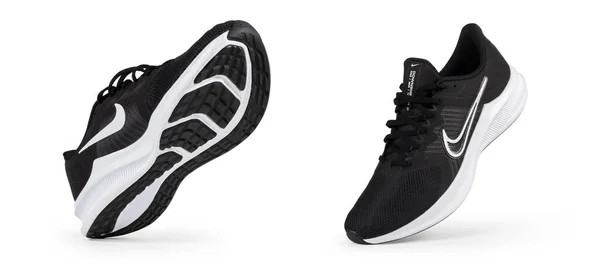 Dnipro Ukraina April 2023 Nike Downshifter Löparskor Par Med Isolerad — Stockfoto
