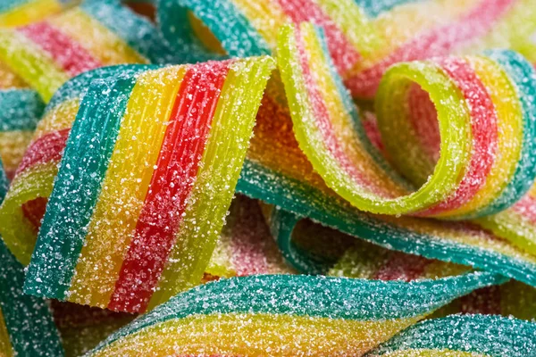 Renkli Jöle Şekerlemeleri Şeker Parçacıkları Ile Şeritler Ekşi Aromalı Gökkuşağı — Stok fotoğraf