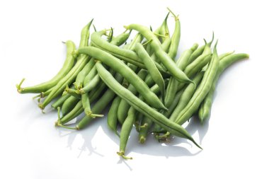 Börülce üzerinde beyaz izole closeup yığın.