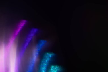 Fotoğraf ve maketler için ışık efektlerini üst üste koy. Renkli Film Yanık Işık Fotoğrafı Kaplaması, Ekran Kipi Kullanımı, Soyut Arkaplan, Gökkuşağı Lens Sızıntısı Özellik Renkleri, Trend Tasarımı, Yaratıcı Odaklanma Efekti