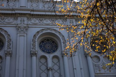 Bulgar Ortodoks St. Stephen Kilisesi veya İstanbul, Balat 'ta Demir Kilise ve Sveti Stefan olarak bilinen