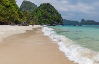 Ang Tanga Ulusal Deniz Parkı 'nda güzel plaj ve gökyüzü, tropik cennet, Samui Bölgesi, Suratthani, Tayland