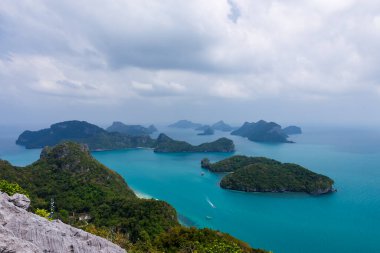 Tropik cennet, Angthong Milli Deniz Parkı Kuş bakışı, Koh Samui, Suratthani, Tayland.