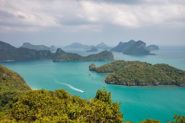 Tropik cennet, Angthong Milli Deniz Parkı Kuş bakışı, Koh Samui, Suratthani, Tayland.