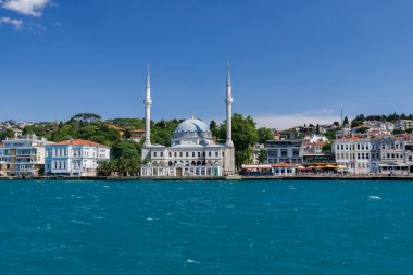 Hamid-i Evvel Camii, İstanbul, İstanbul, Türkiye Boğazı 'ndan görüldü.