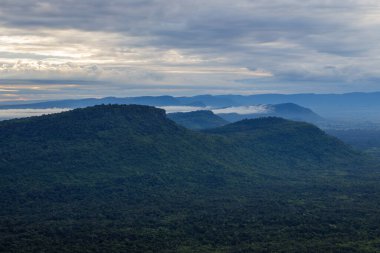 Sabahları güzel manzara, Pha Mor E Daeng, Kantharalak, Sisaket, Tayland