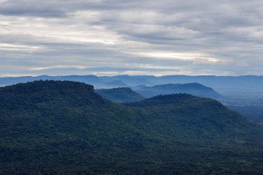 Sabahları güzel manzara, Pha Mor E Daeng, Kantharalak, Sisaket, Tayland