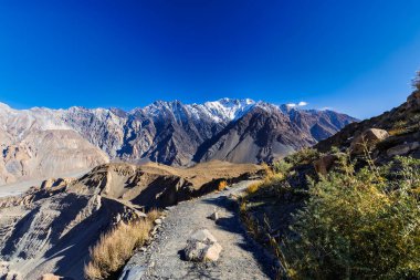 Tupopdan, Passu Katedrali veya Passu Konileri ile sonbahar manzarası Pakistan 'ın kuzeyinde bir dağdır.