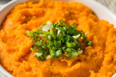 MIlk ve Butter ile Ev Yapımı Sağlıklı Patates Ezmesi