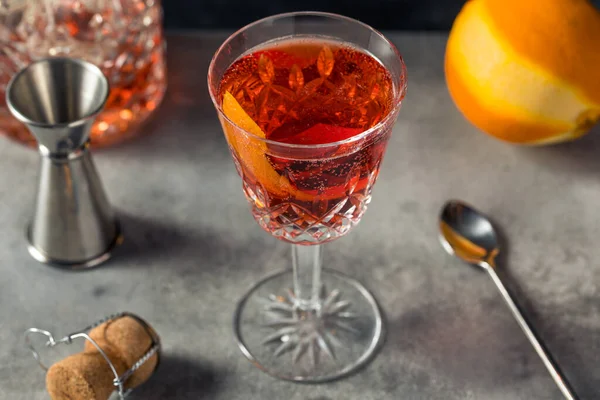 Drank Verfrissend Negroni Sbagliato Cocktail Met Sinaasappel Prosecco — Stockfoto