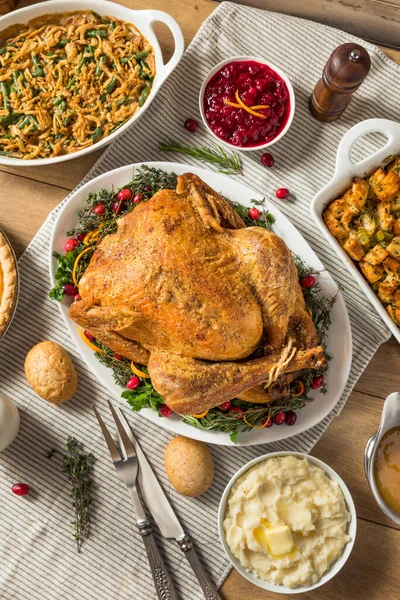 Hemlagad Rostade Turkiet För Thanksgiving Med Alla Sidor — Stockfoto
