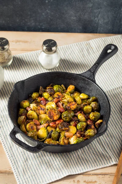 Homemade Sauteed Brussel Sprouts Bacon Olive Oil — Stock Photo, Image