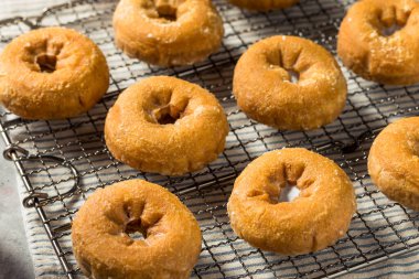 Ev yapımı Balkabağı Baharatlı Çörekler Kahvaltı İçin