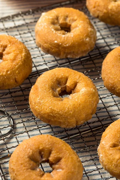Hausgemachte Kürbis Gewürz Donuts Zum Frühstück — Stockfoto
