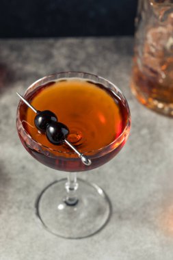 Viski, De Las Louisiane Kokteyli, Rye Absinthe ve Vermut.