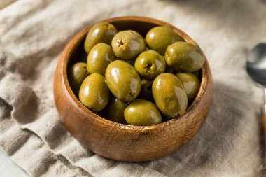 Raw Green Organic Marinated Olives in Oil