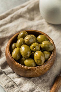 Raw Green Organic Marinated Olives in Oil