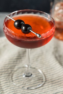 Boozy Cold Bourbon Left Hand Cocktail with Vermouth and Chocolate Bitters