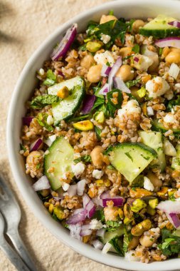 Jennifers Organik Çiğ Bulgar Buğday Salatası Salatalıklı ve Feta