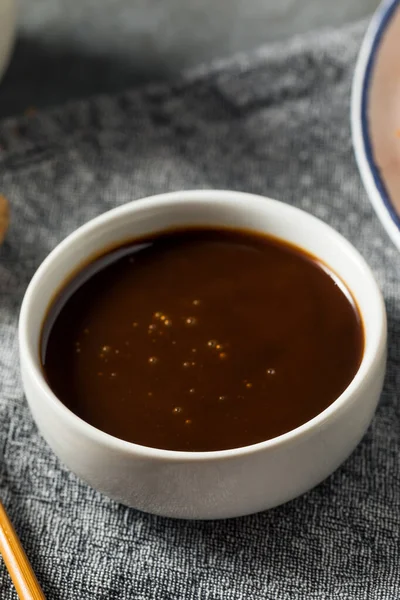 自制日本布朗汤加素酱汁调味鸡汤 — 图库照片