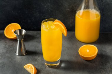 Buzlu Votka Votka Tornavida Portakal Suyu Kokteyli