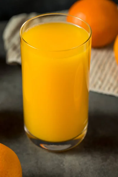 Organický Čerstvý Pomerančový Džus Sklenici — Stock fotografie