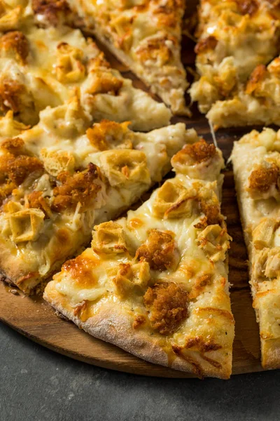 Gourmet Chicken Waffle Pizza Met Siroop Kaas — Stockfoto